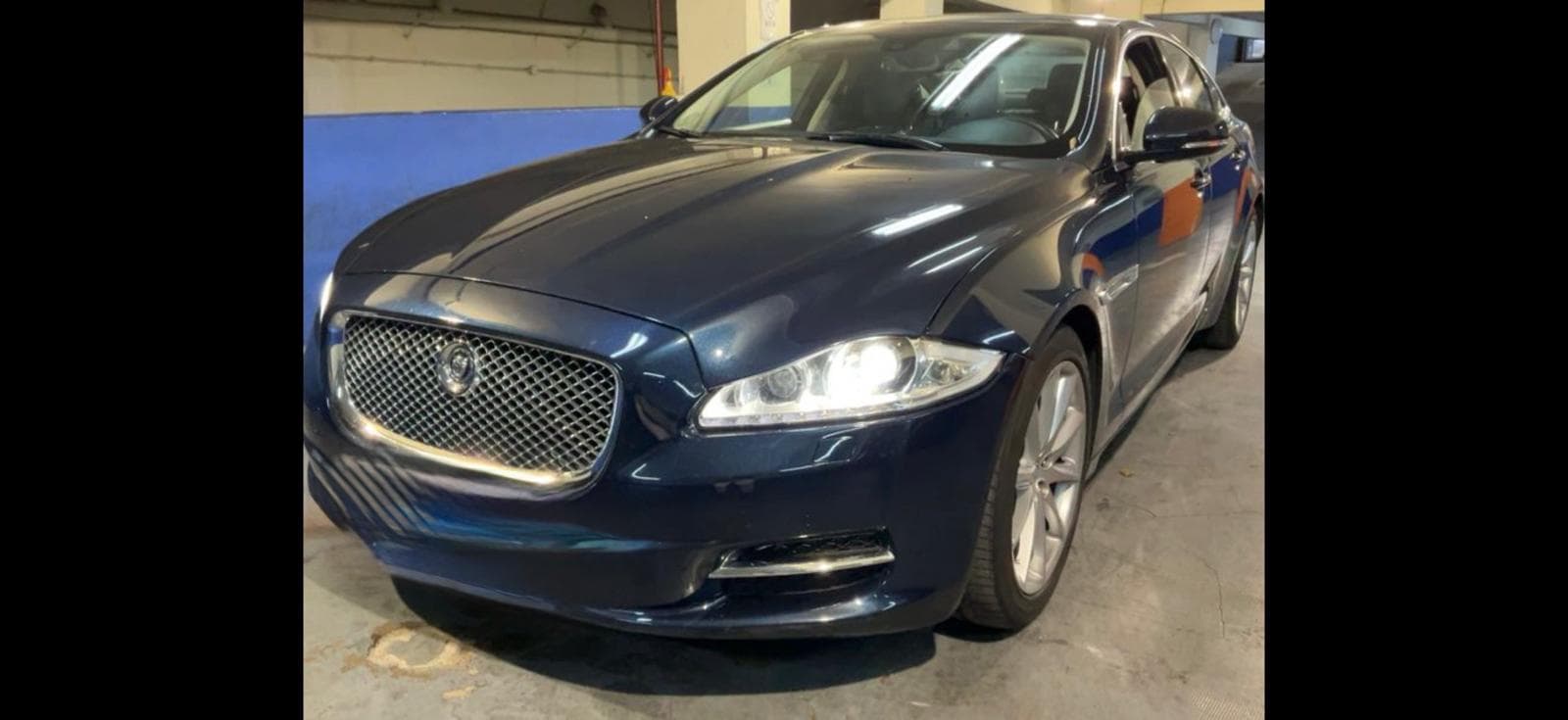 Jaguar XJ